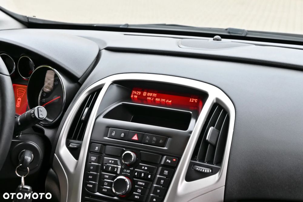 Opel Astra 1.4 T Cosmo S&S - 29