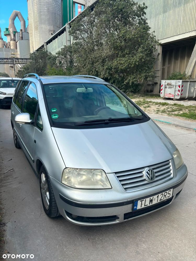 Volkswagen Sharan 1.9 TDI Basis - 2