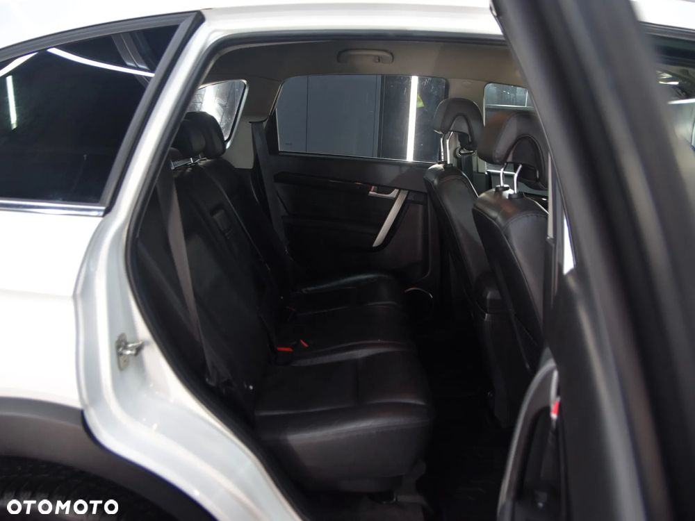 Chevrolet Captiva - 17