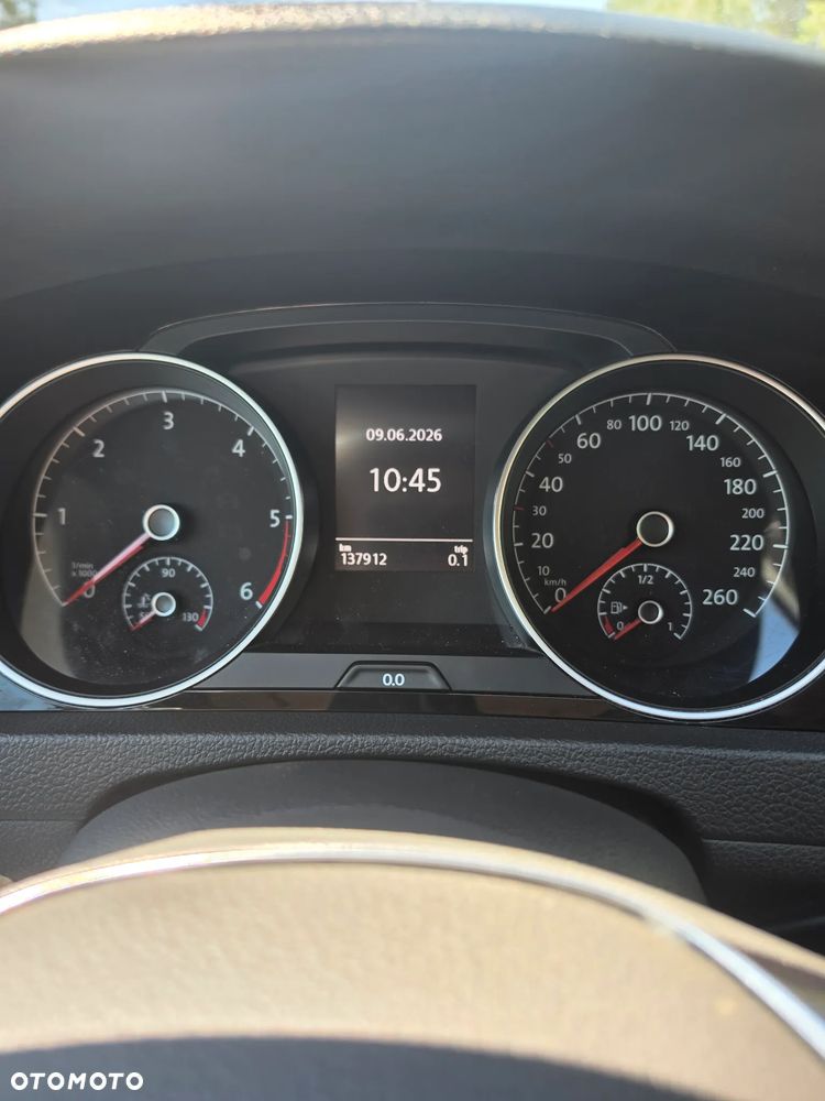 Volkswagen Golf 1.6 TDI SCR IQ.DRIVE - 16