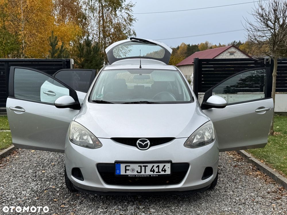Mazda 2 - 10