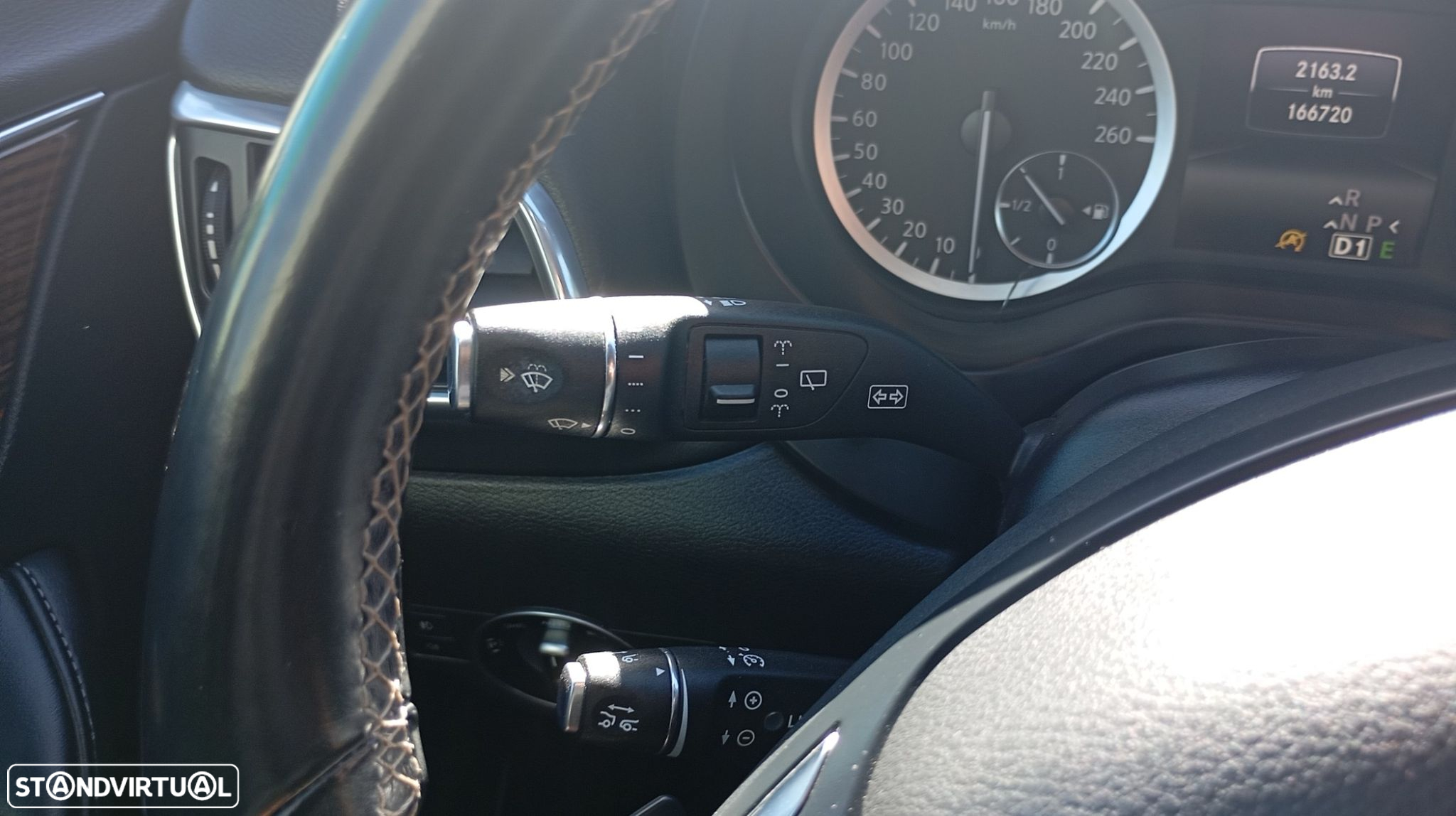 Infiniti Q30 2.2d DCT AWD Luxe Tech - 26