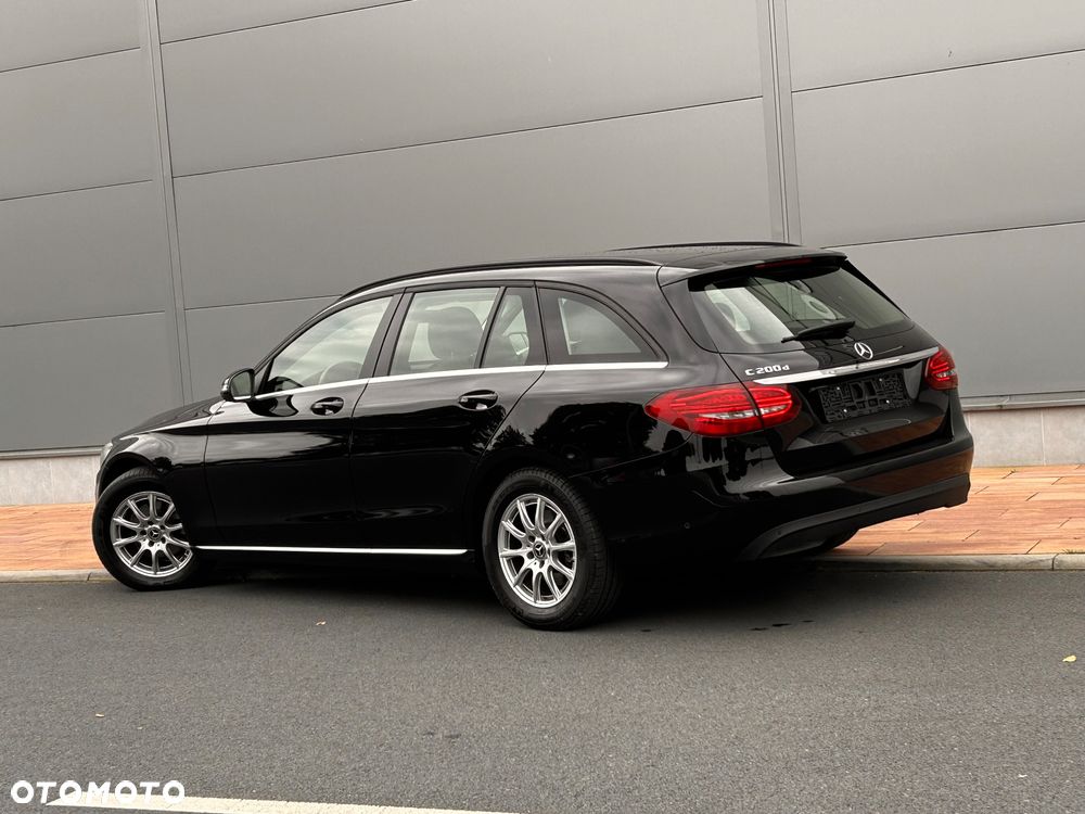 Mercedes-Benz Klasa C 200 d T 9G-TRONIC Exclusive - 4
