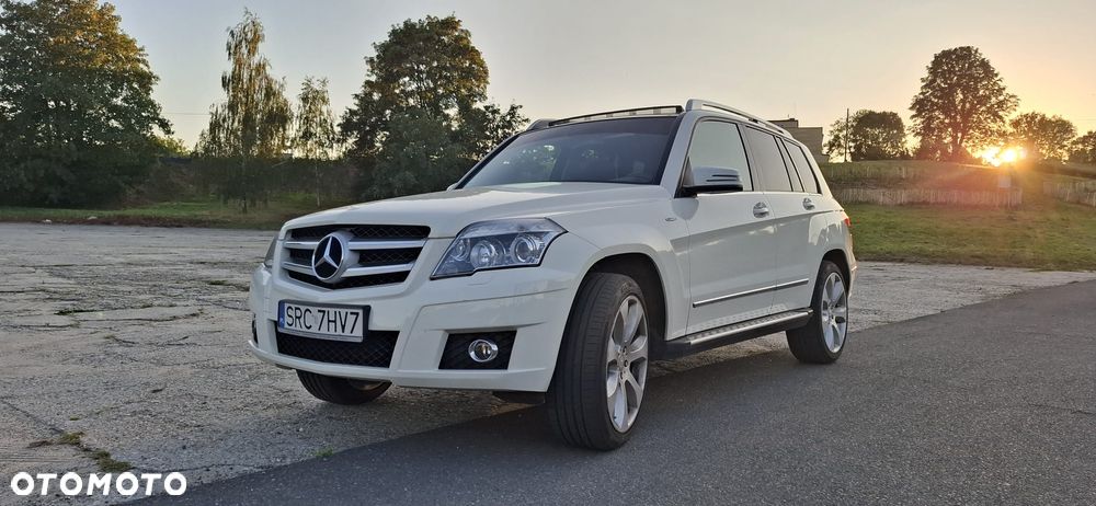 Mercedes-Benz GLK 350 4-Matic - 1