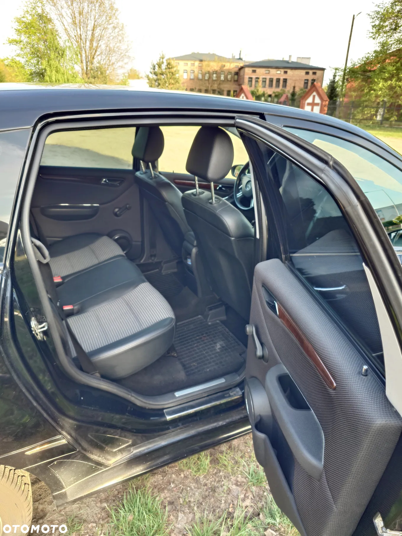 Mercedes-Benz Klasa B 180 CDI - 18