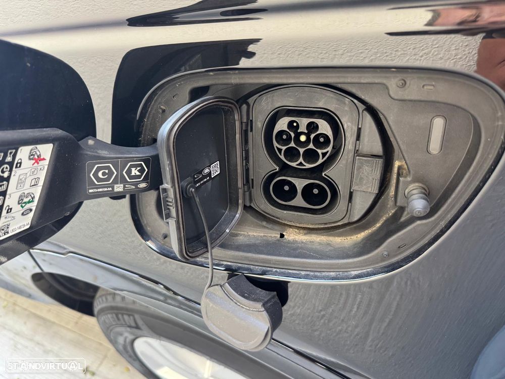 Land Rover Discovery Sport - 16