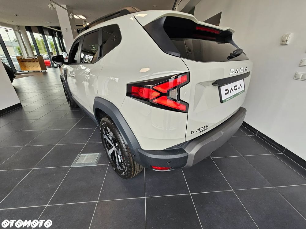 Dacia Duster 1.8 Full Hybrid 155 Journey MMT - 25
