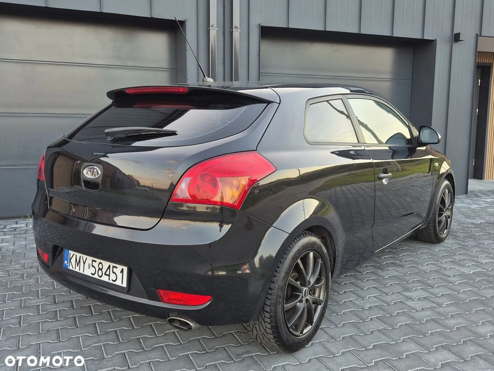 Kia ProCeed - 5