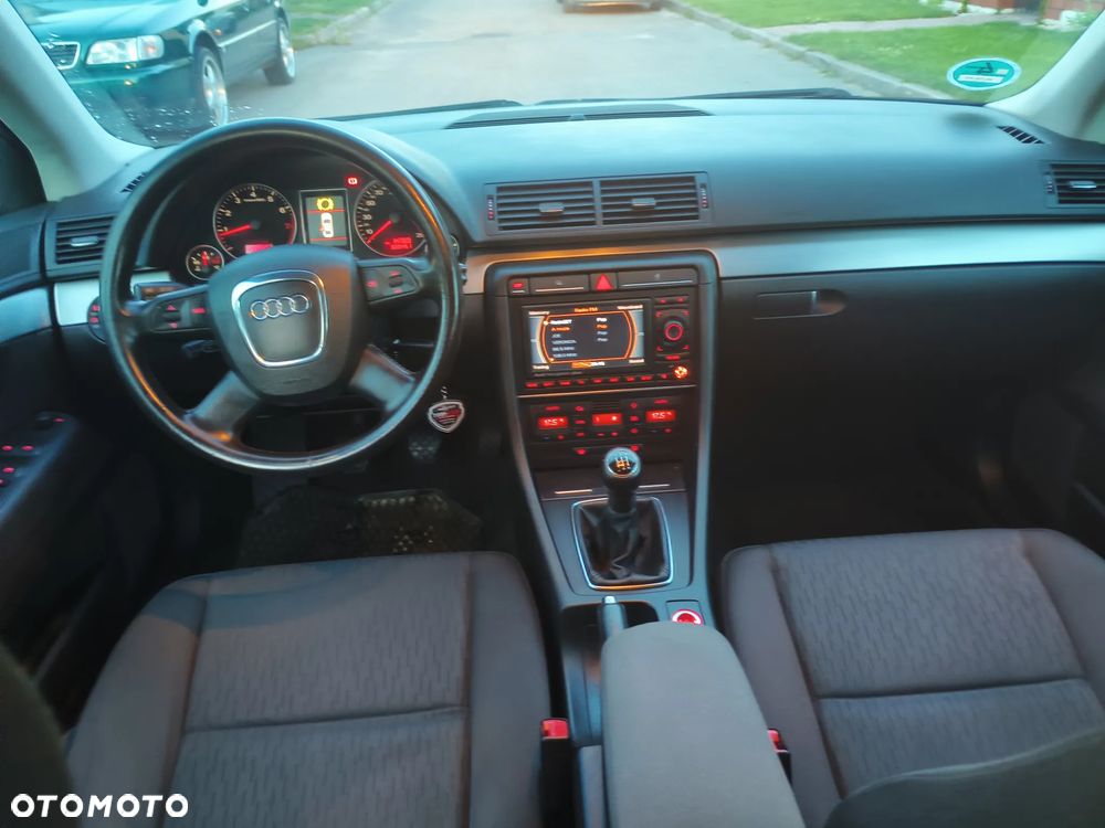 Audi A4 Avant - 5