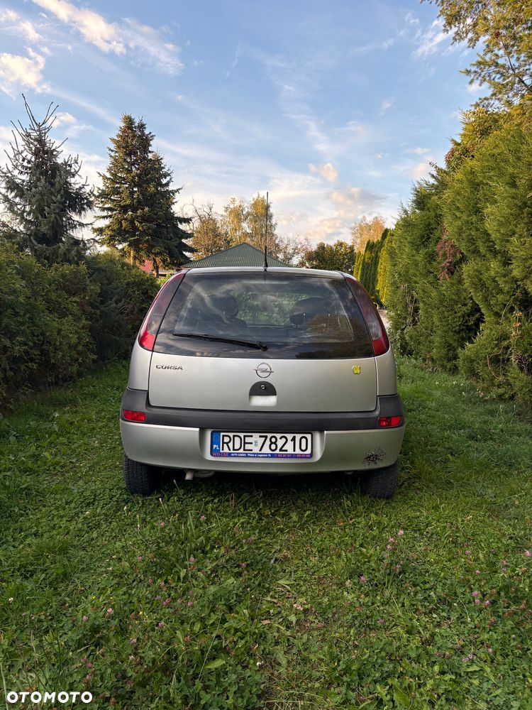 Opel Corsa - 4