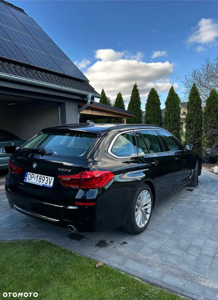 BMW Seria 5 520d xDrive Luxury Line - 1