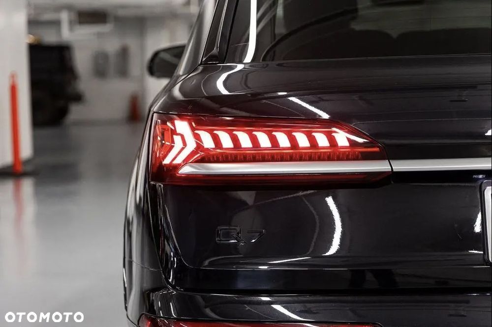 Audi Q7 55 TFSI mHEV Quattro S Line Tiptr - 18