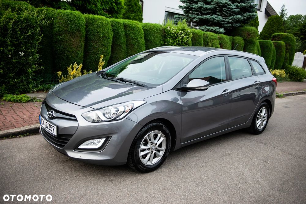 Hyundai i30 1.6 GDI Premium - 10