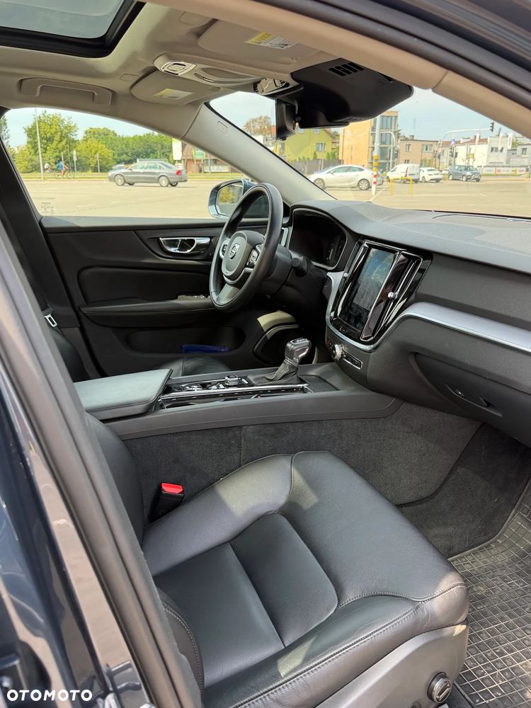 Volvo S60 T5 Momentum Pro - 18