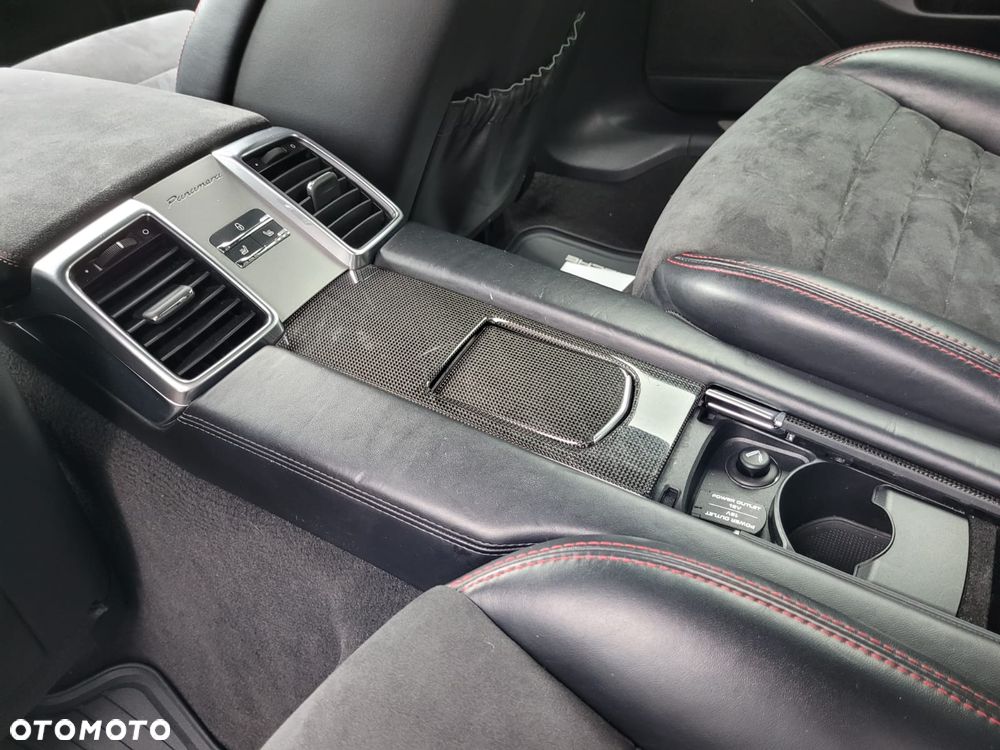 Porsche Panamera - 13