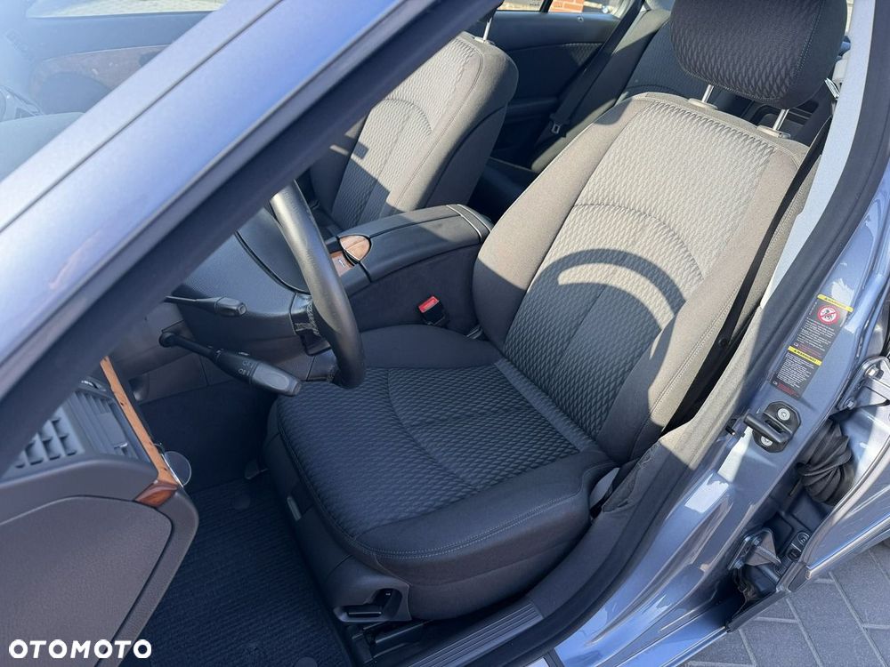Mercedes-Benz Klasa E 200 Kompressor Automatik Elegance - 11