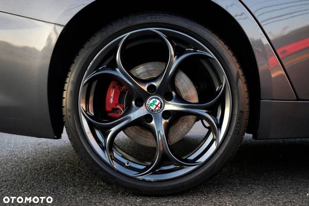 Alfa Romeo Giulia - 27
