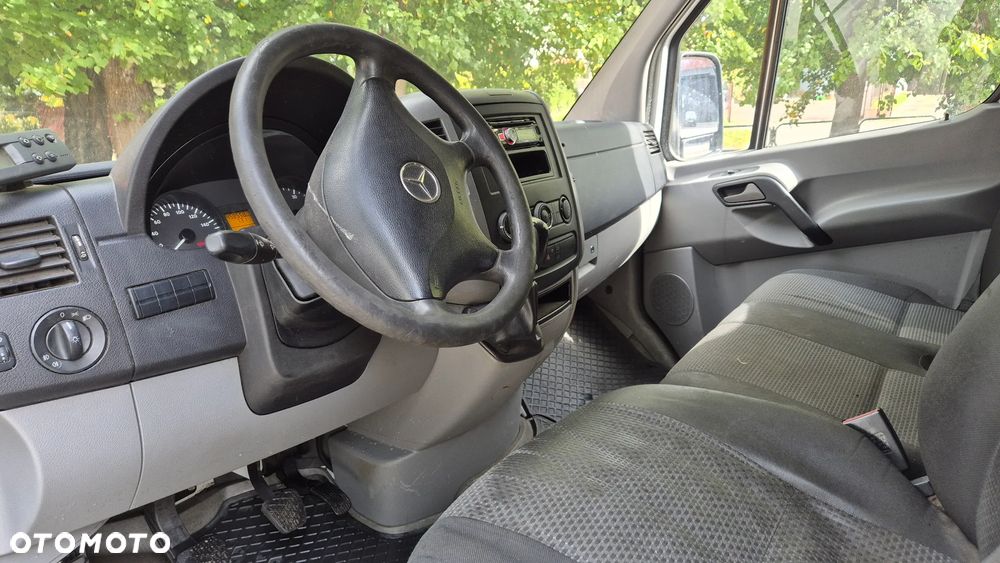 Mercedes-Benz SPRINTER - 17