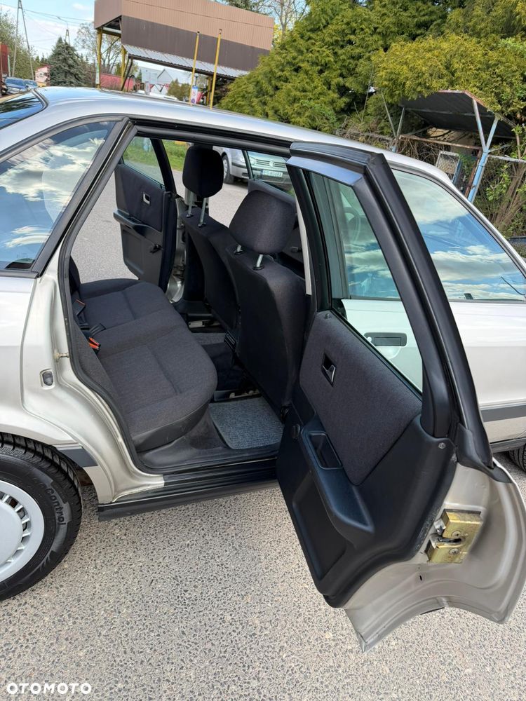 Audi 80 1.6 - 23