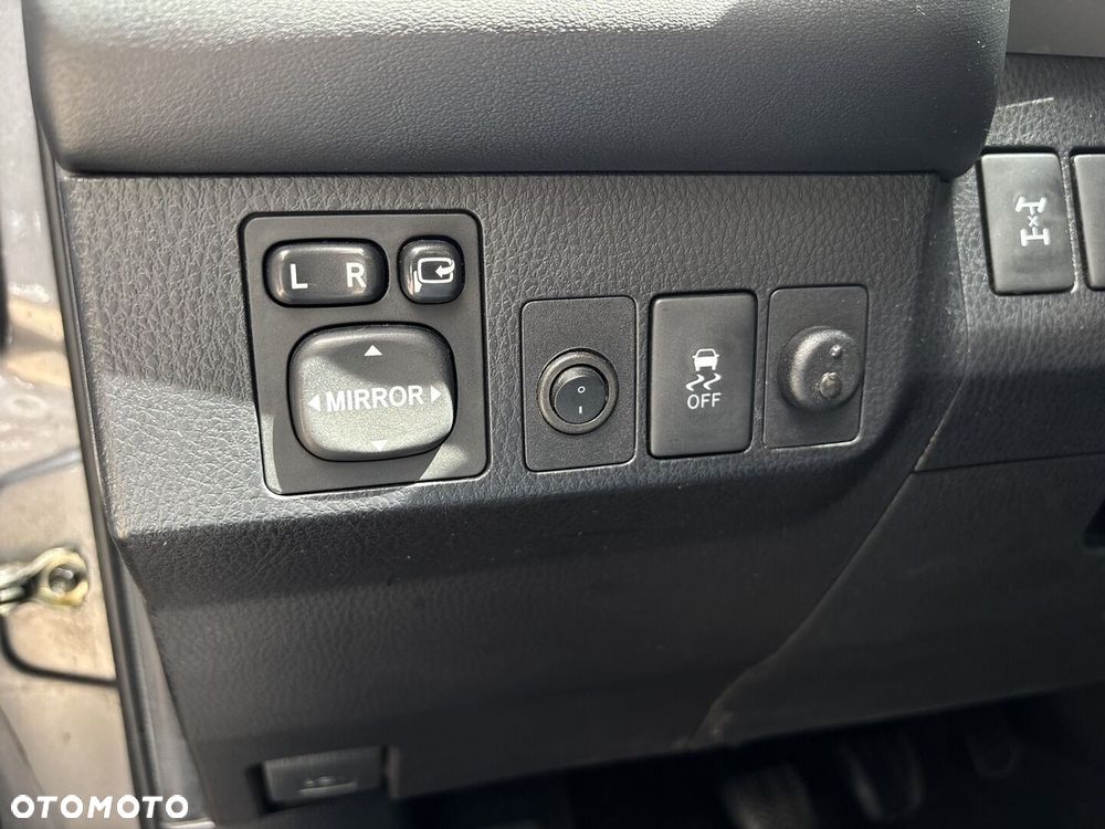 Toyota RAV4 - 25