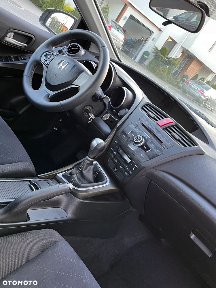 Honda Civic 1.4 i-VTEC Comfort - 14