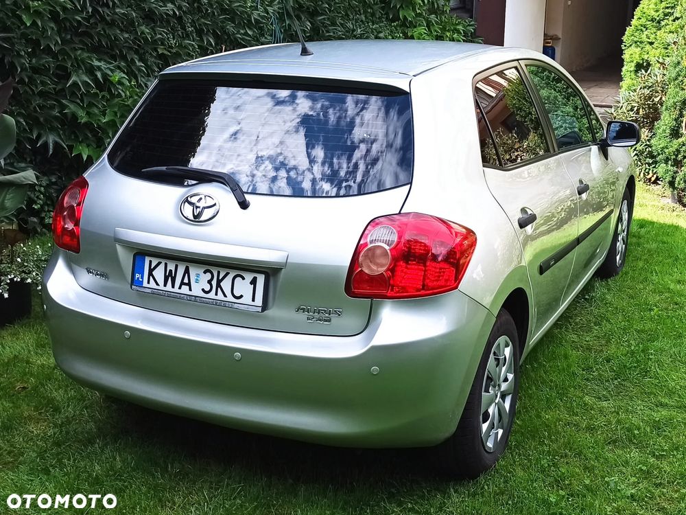 Toyota Auris - 23