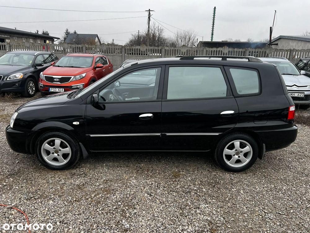 Kia Carens 2.0 EX - 12