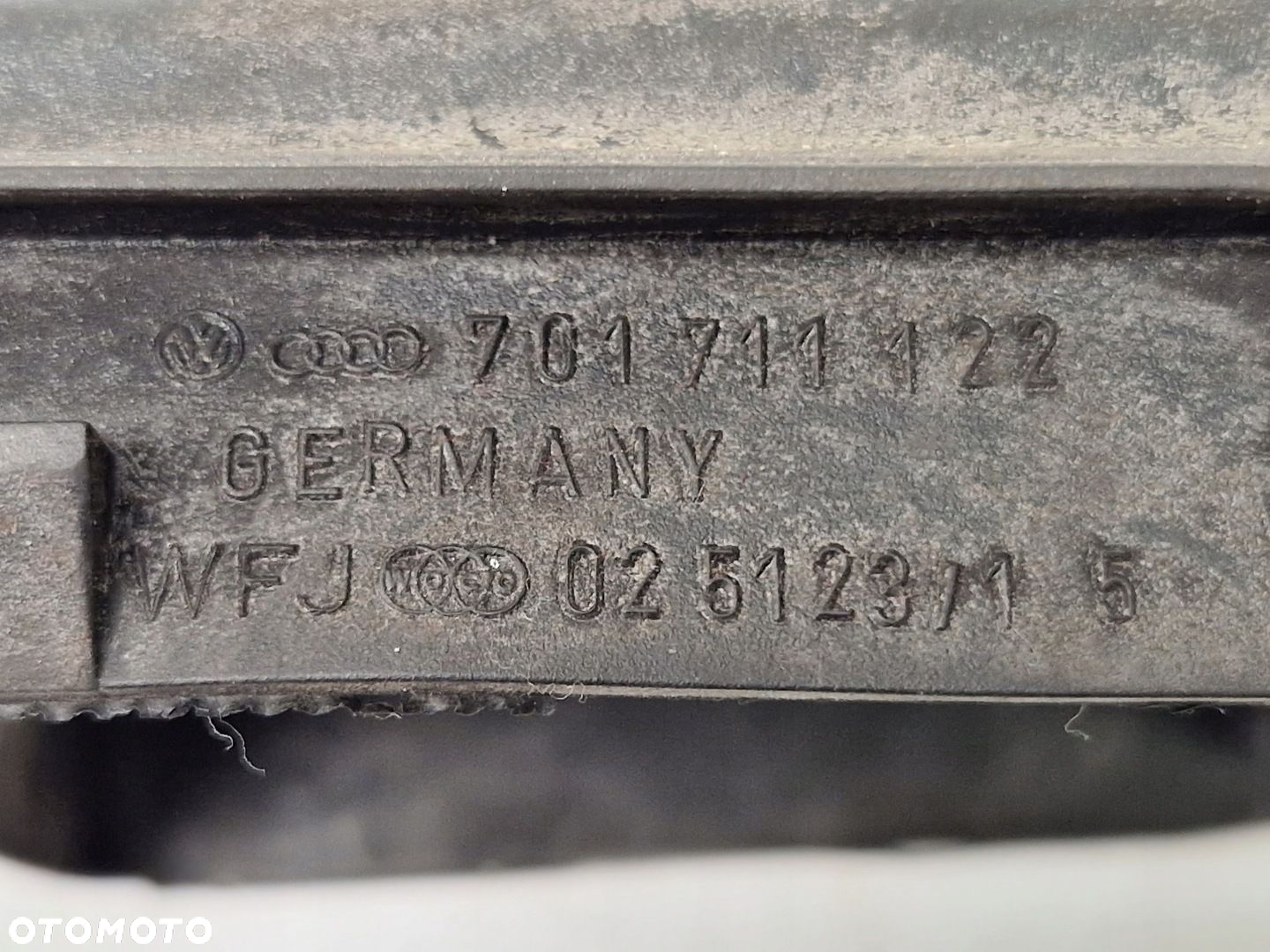 VW T4 OSŁONA MIESZEK LEWARKA DŹWIGNI ZMIANY BIEGÓW 1 - 8