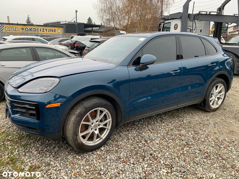 Porsche Cayenne - 6