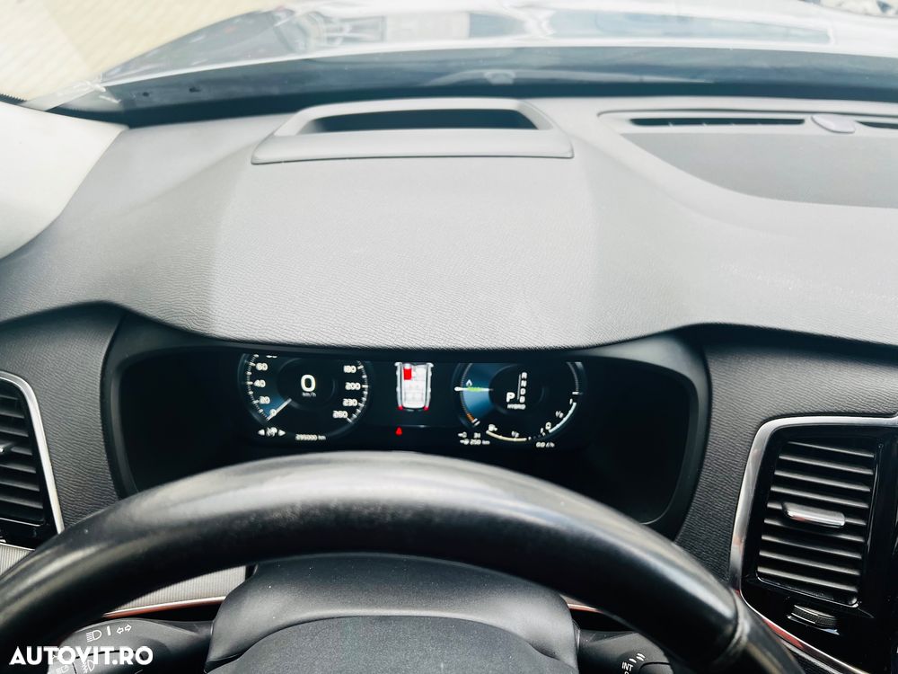 Volvo XC 90 T8 Twin Engine AWD Inscription - 16