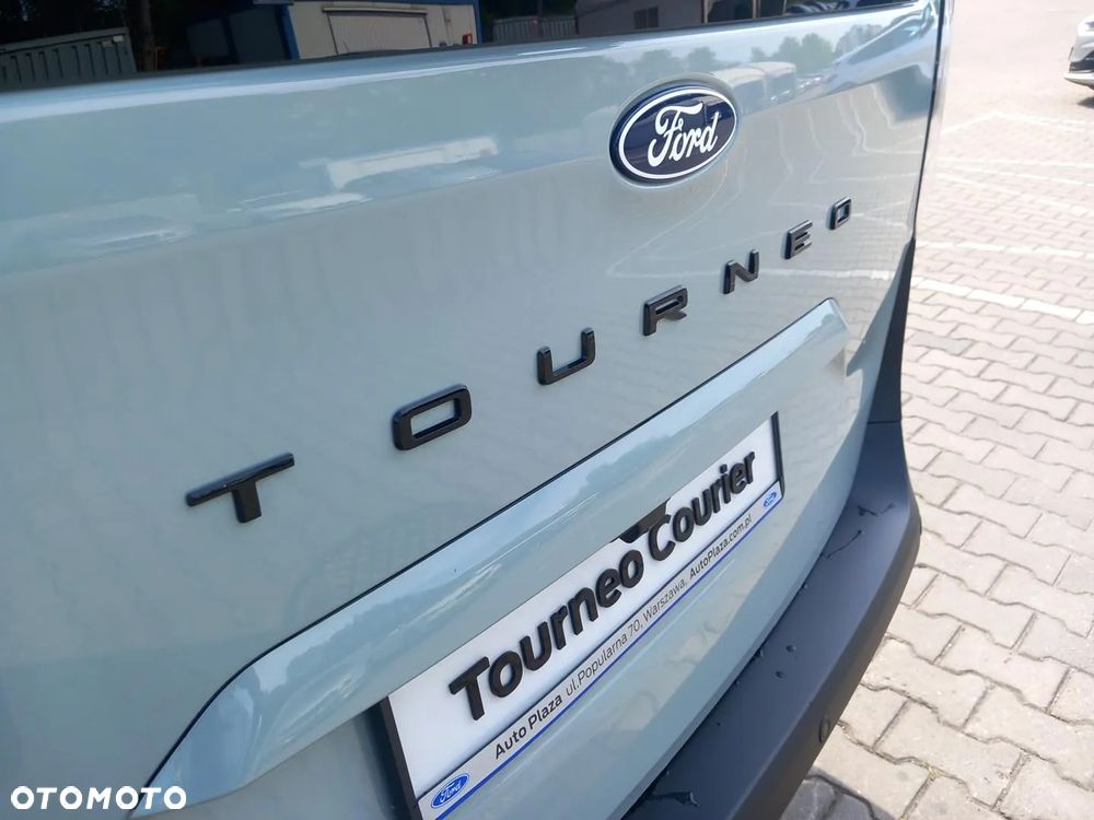 Ford Tourneo Courier - 19