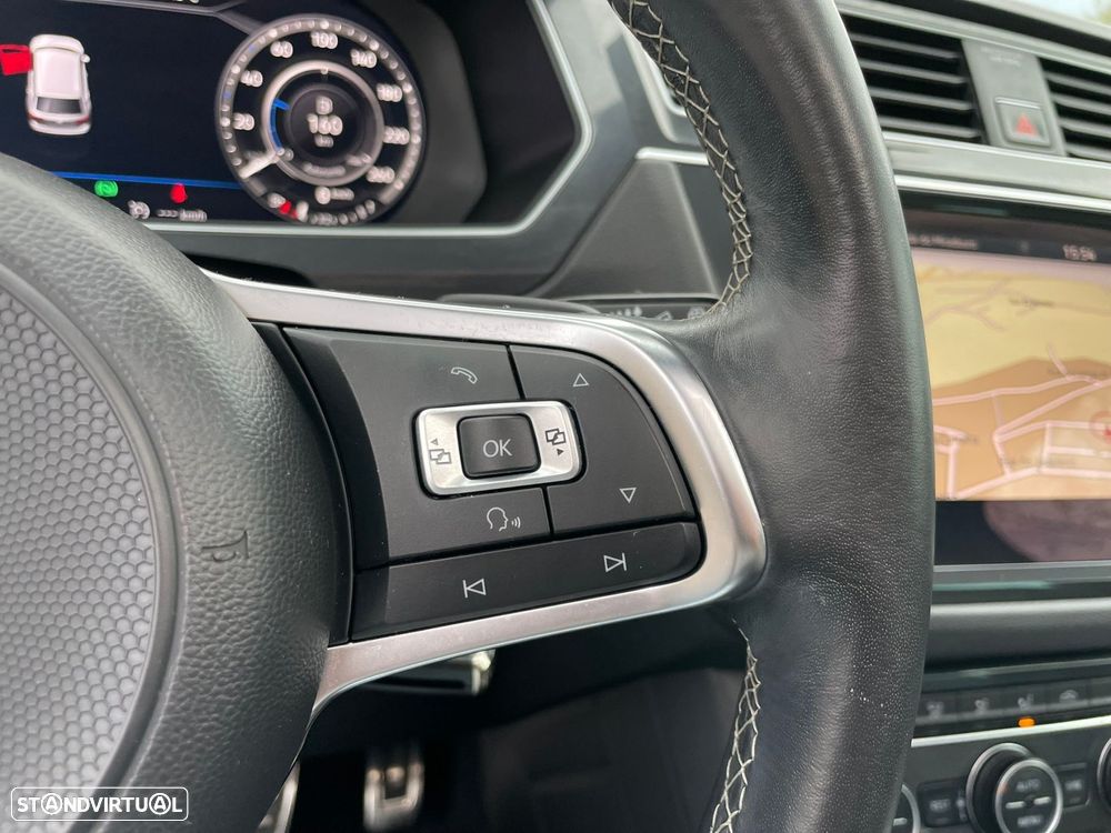 VW Tiguan 2.0 TDI R-Line DSG - 25