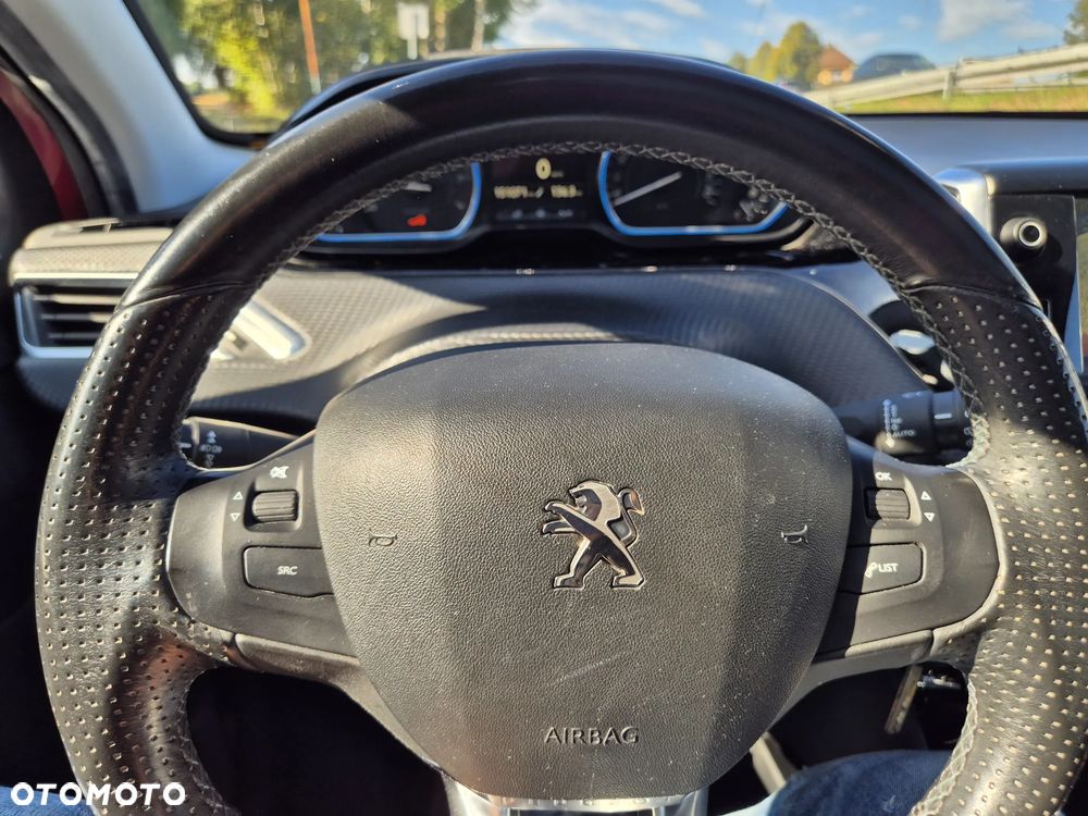 Peugeot 2008 PureTech 110 Stop&Start EAT6 Crossway - 32