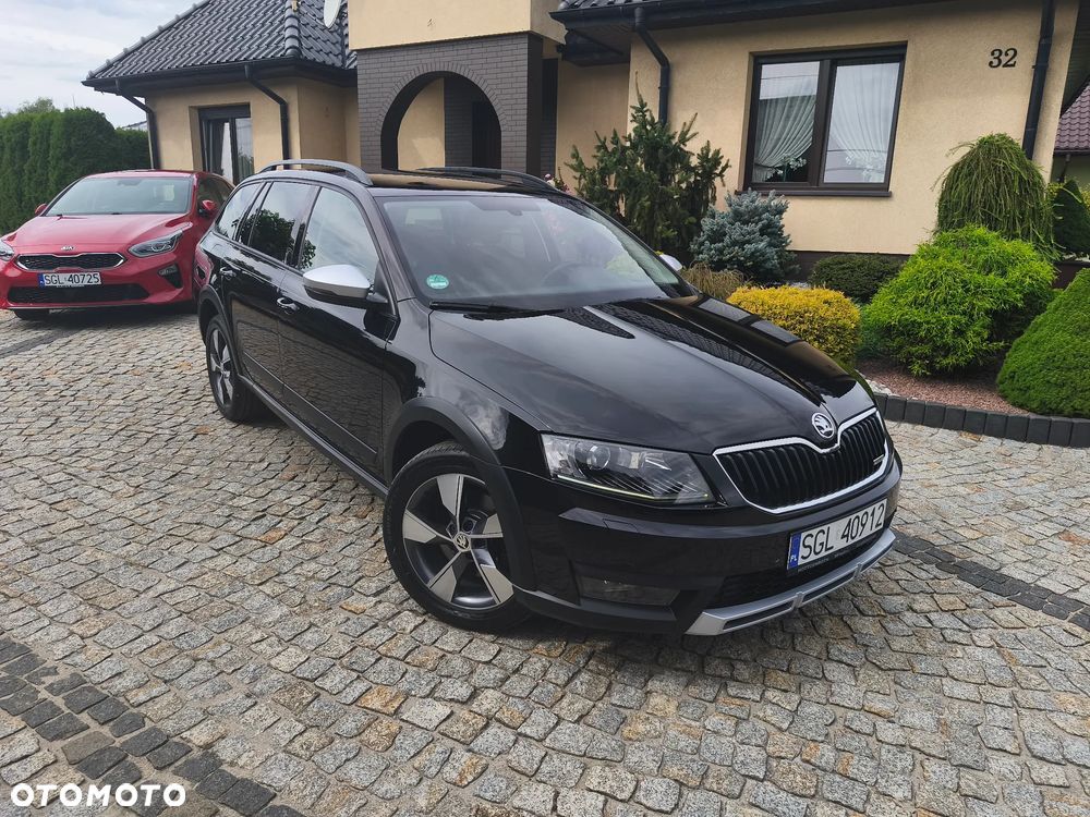 Skoda Octavia 2.0 TDI 4x4 DSG Scout - 1