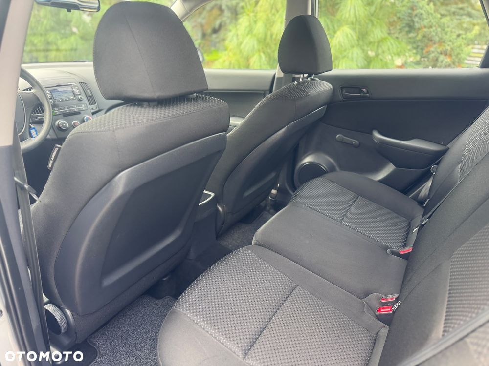 Hyundai i30 1.4 Blue Comfort - 12