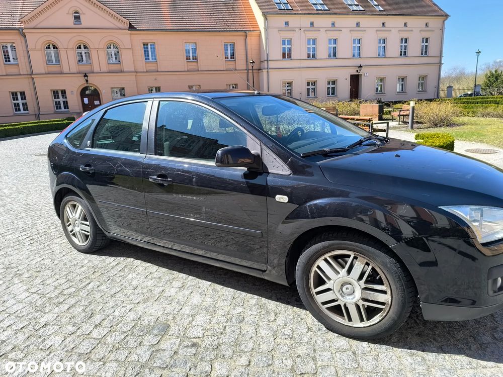 Ford Focus 1.8 TDCi Ghia - 11