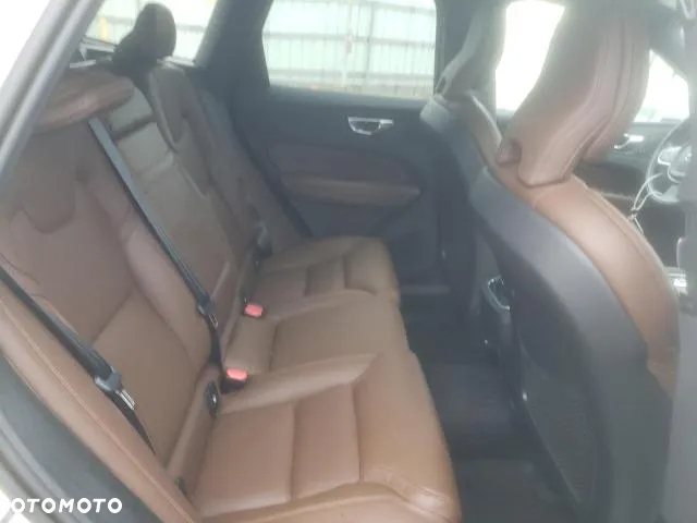 Volvo XC 60 - 10