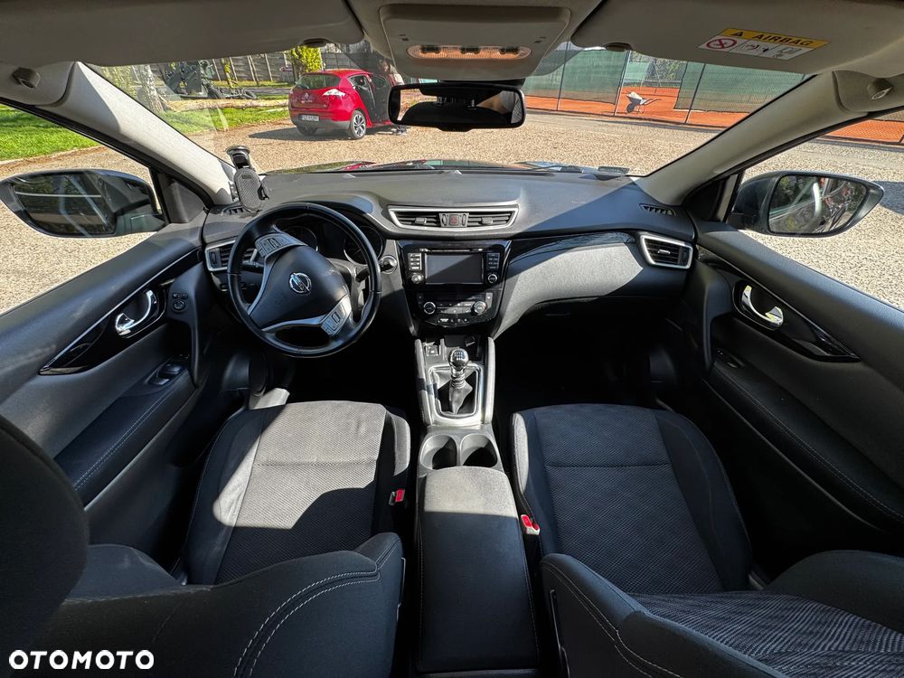 Nissan Qashqai 1.2 DIG-T N-Connecta EU6 - 12
