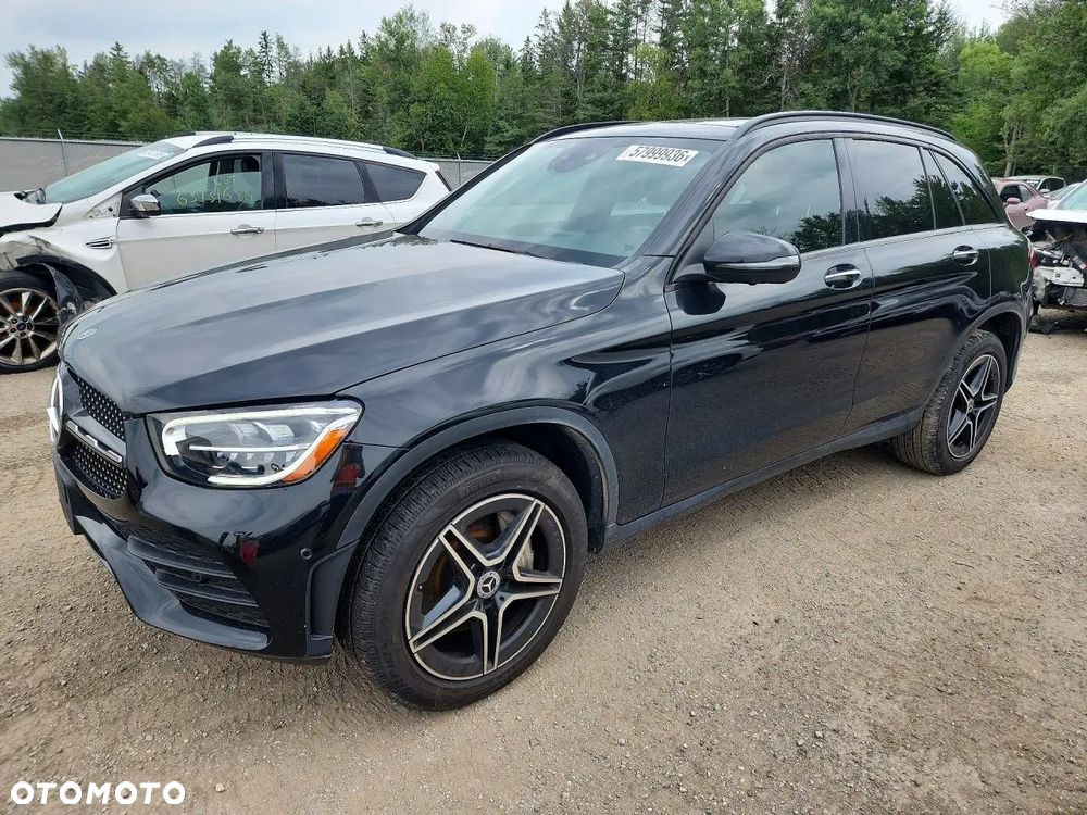 Mercedes-Benz GLC 300 4Matic 9G-TRONIC - 1
