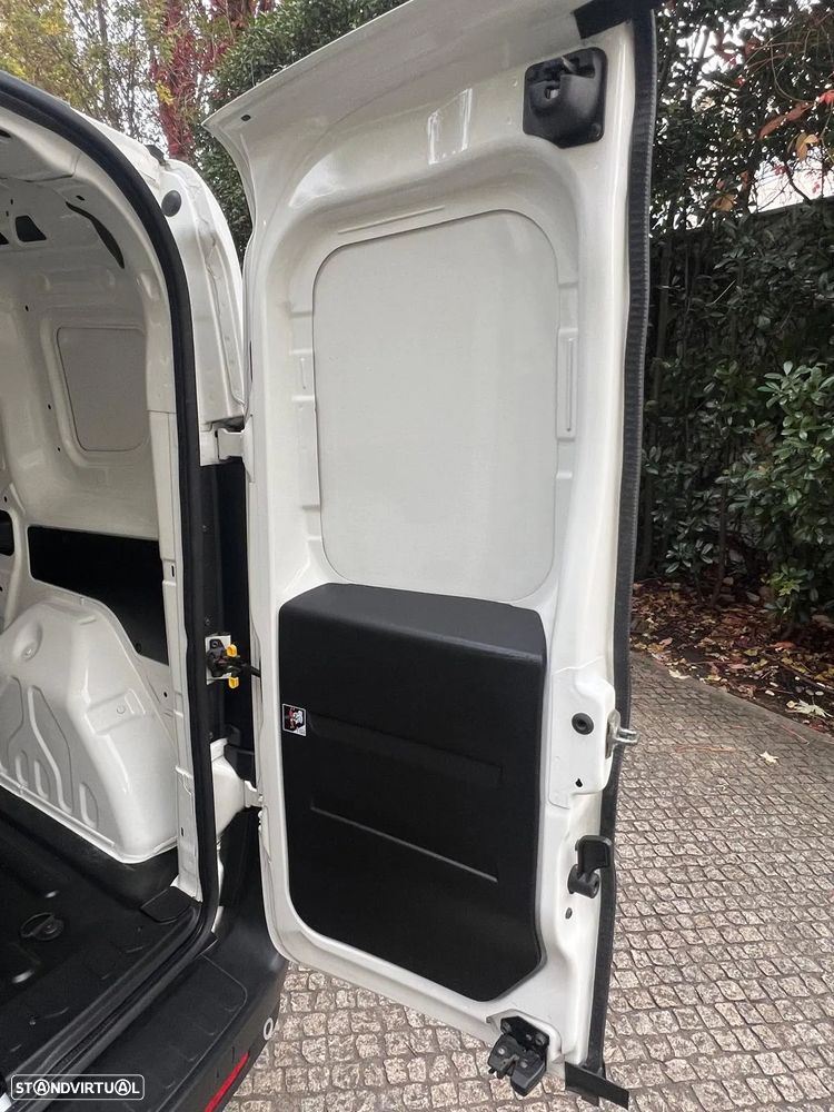 Fiat Fiat Doblo 1.3Multijet  3Lug. C/IVA DEDUTIVEL - 27