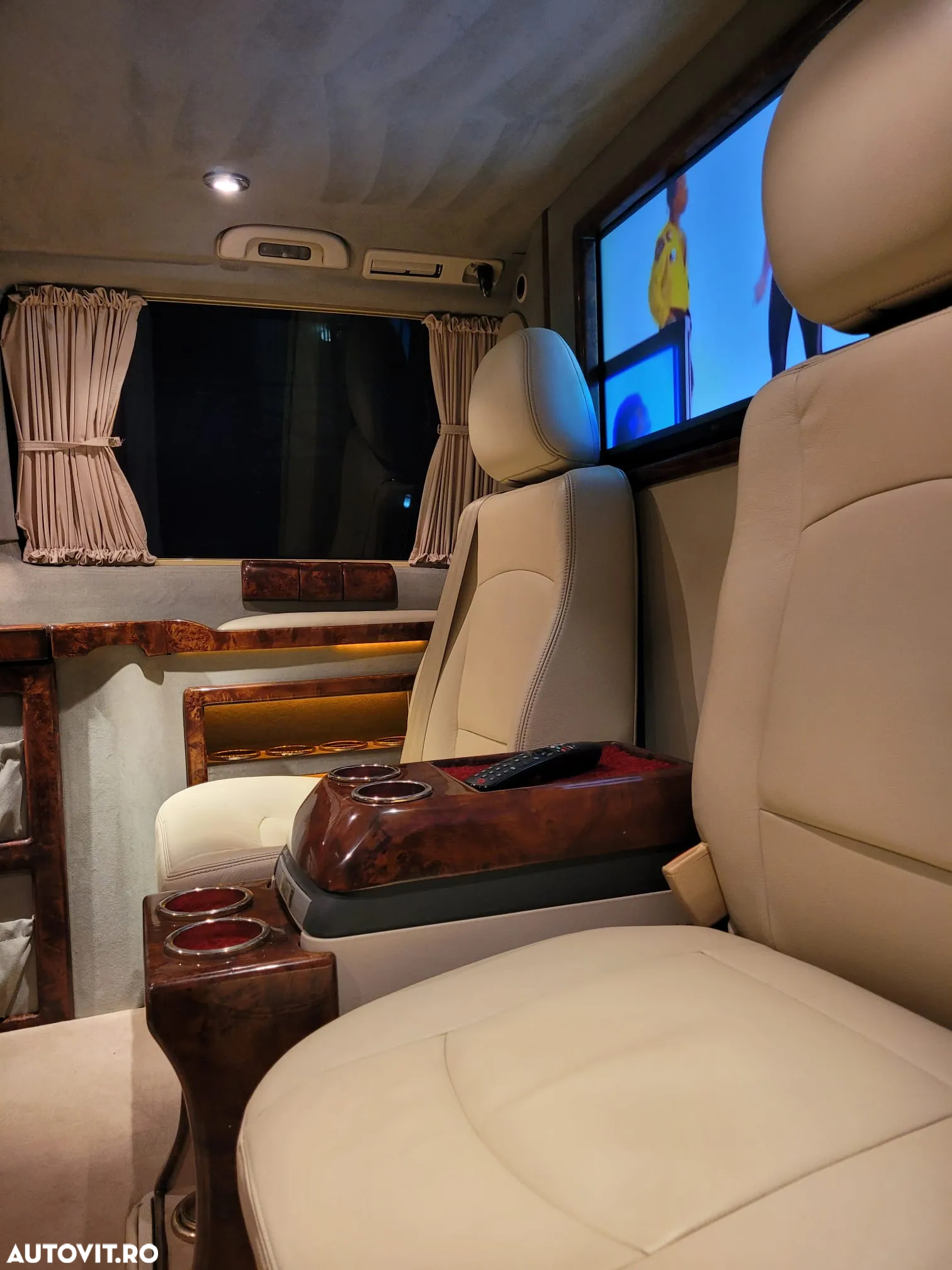 Mercedes-Benz Viano - 4