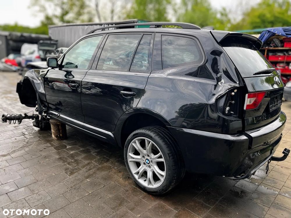 BMW X3 E83  3.0D 306D3 M pakiet black sapphire metallic na części - 11