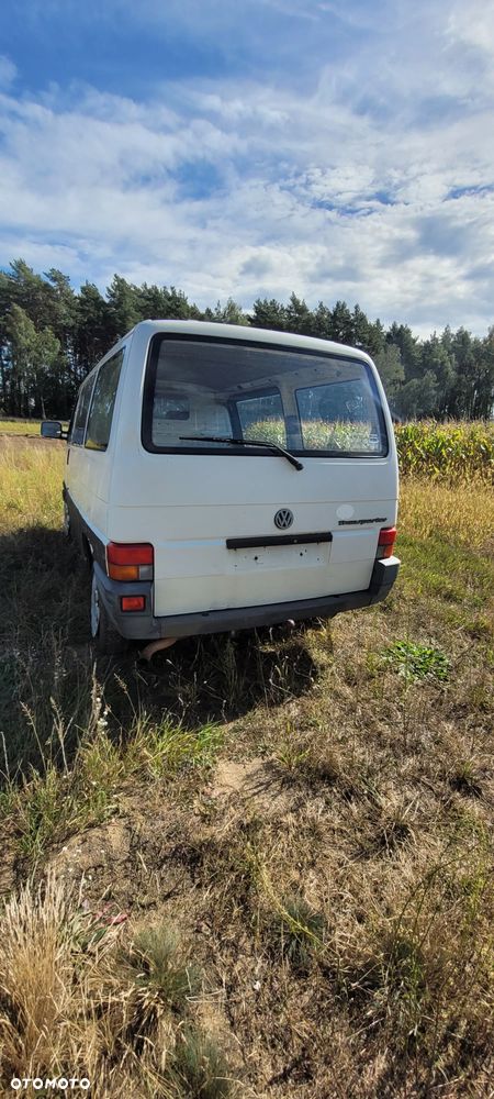 Volkswagen Transporter - 3
