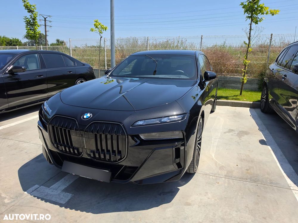 BMW Seria 7 740d xDrive MHEV - 5