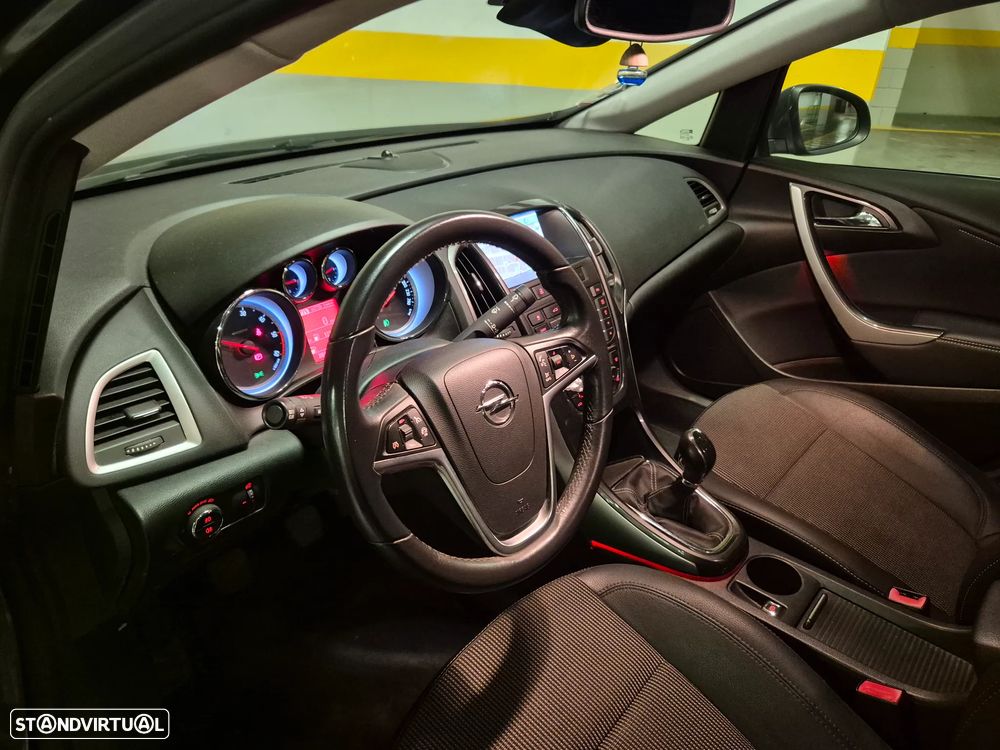 Opel Astra 1.7 CDTI Cosmo Start/Stop - 24