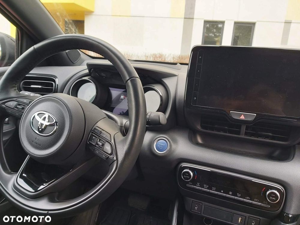 Toyota Yaris - 6