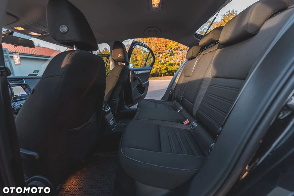 Skoda Octavia 1.5 TSI ACT Ambition - 9