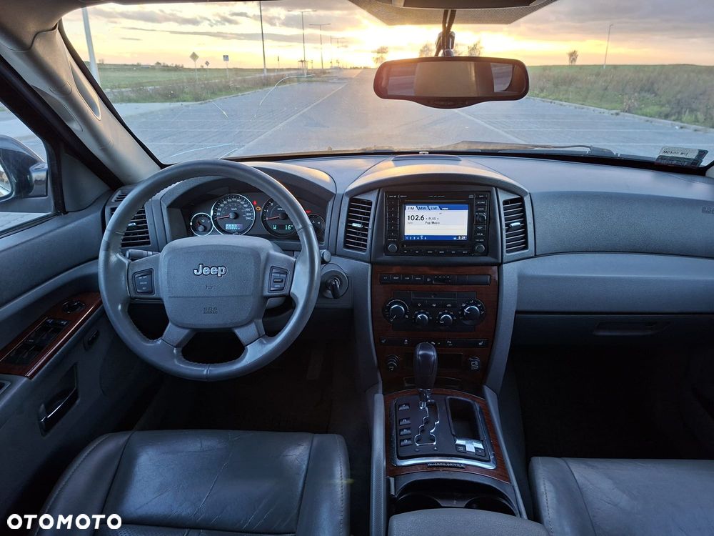 Jeep Grand Cherokee - 6