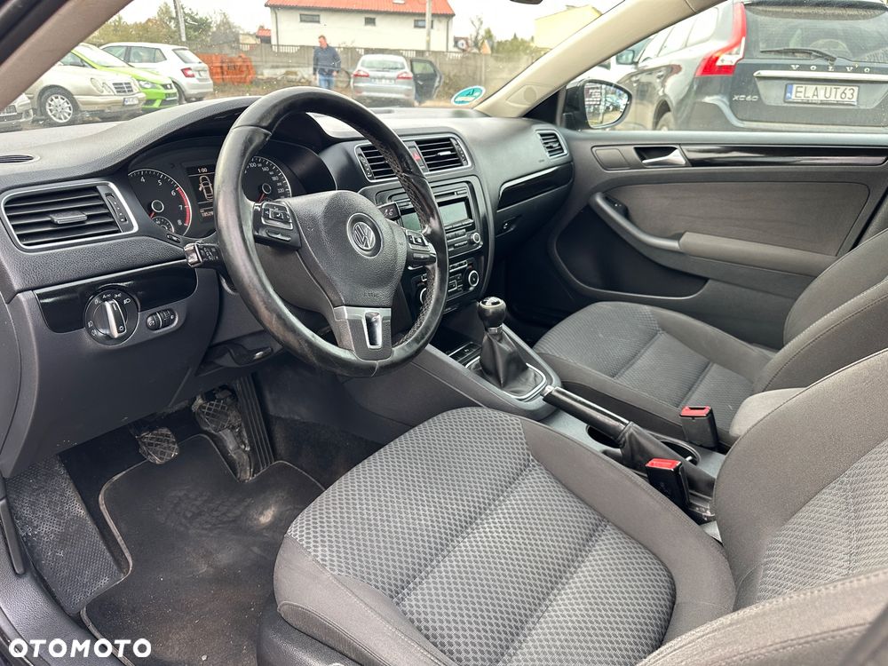 Volkswagen Jetta 1.2 TSI BlueMotion Technology Trendline - 14