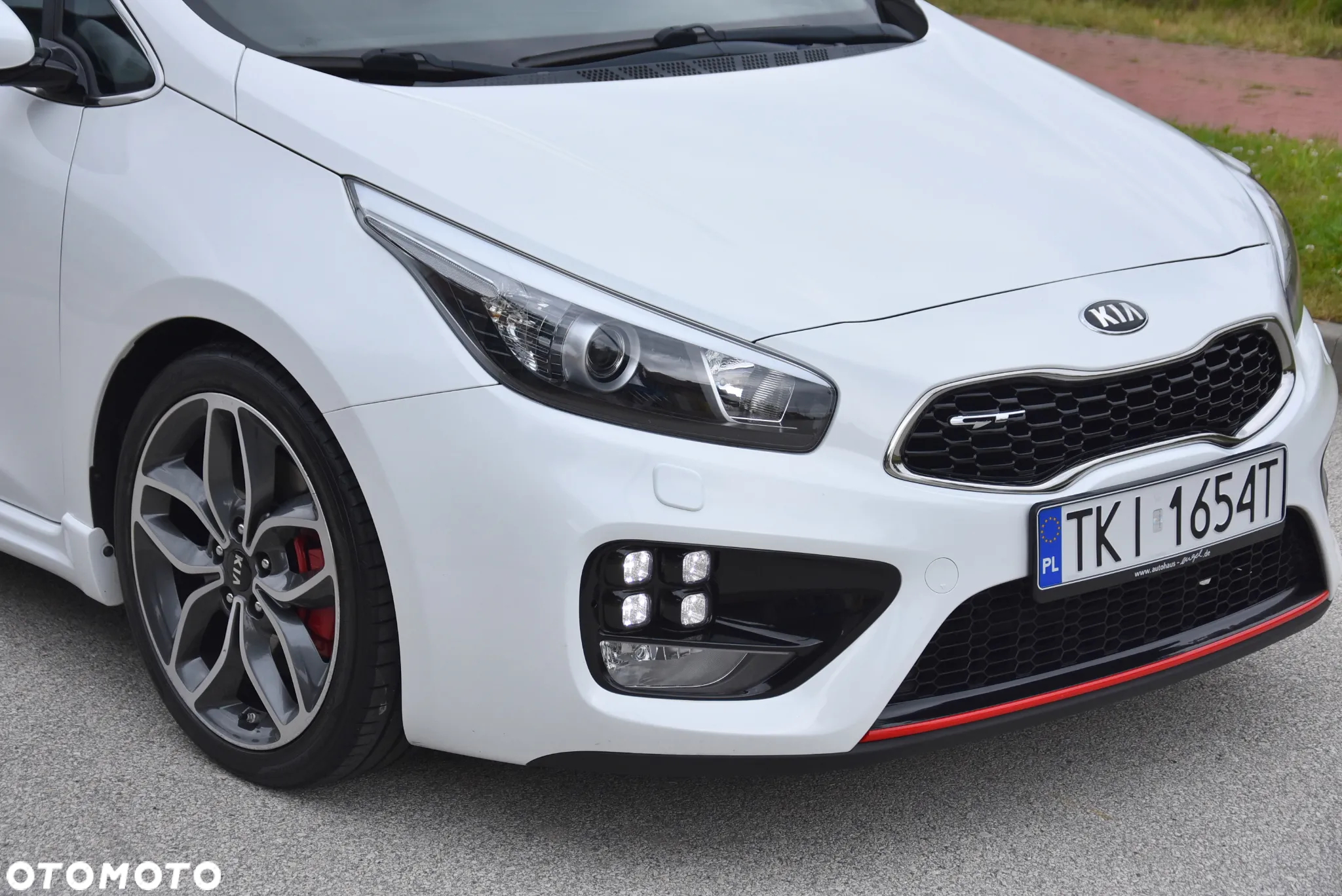 Kia Ceed 1.6 T-GDI GT-Challenge - 13
